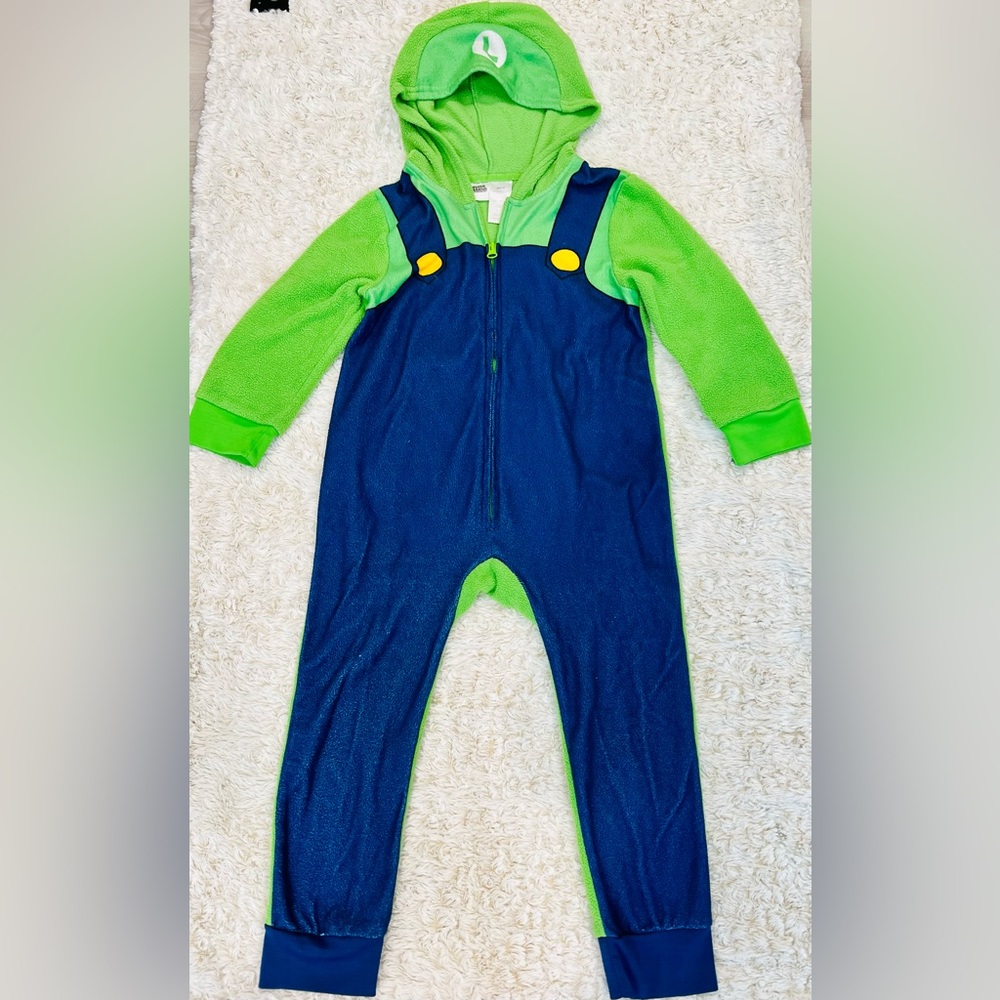 SUPER MARIO, LUIGI ONESIE